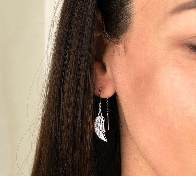 Engelsrufer-Whisperer-Silver-Earrings-with-Feather-2.jpg