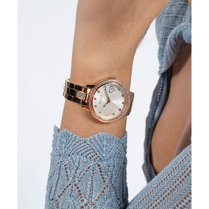 Guess Three Of Hearts White Dial Analog Watch