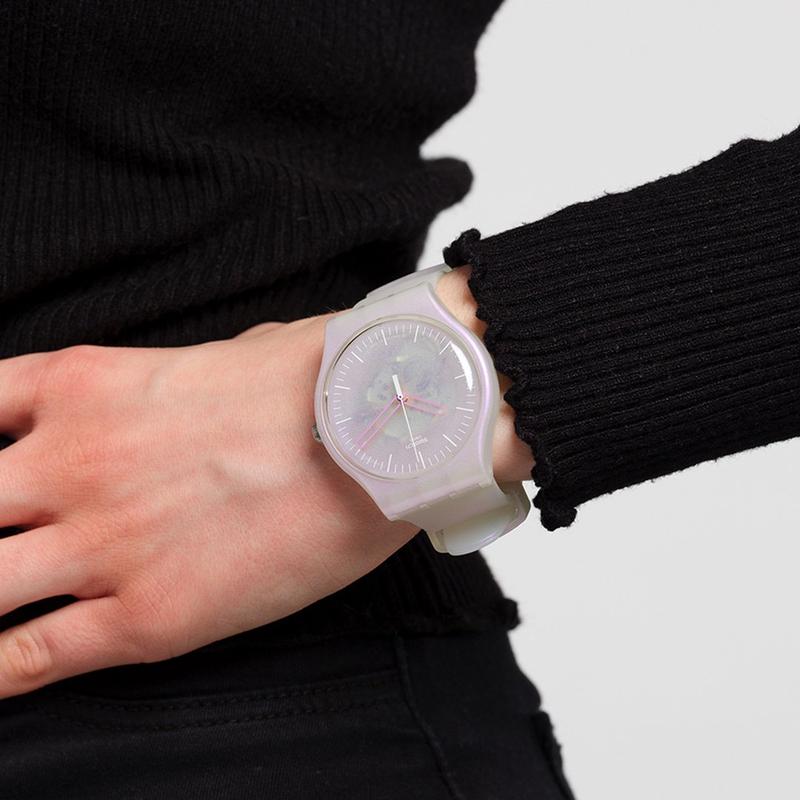 Swatch PINK MIST Watch SUOK155